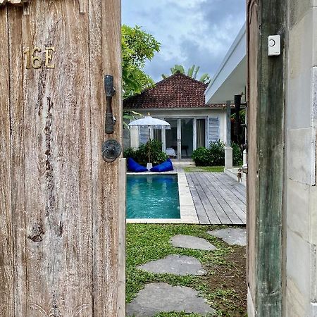 Villa Biru - 500M Batubelig Beach Canggu Exterior foto