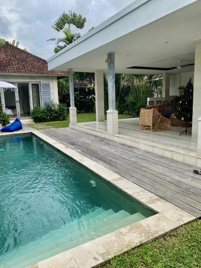 Villa Biru - 500M Batubelig Beach Canggu Exterior foto