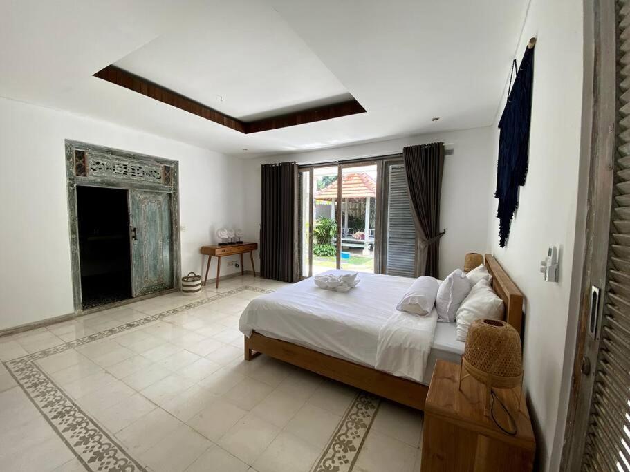 Villa Biru - 500M Batubelig Beach Canggu Exterior foto